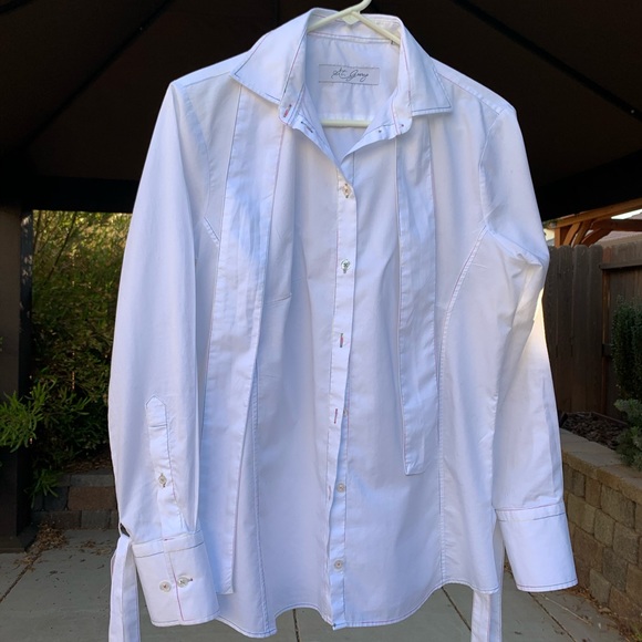 White shirt w/multi color stitchings - Picture 5 of 10